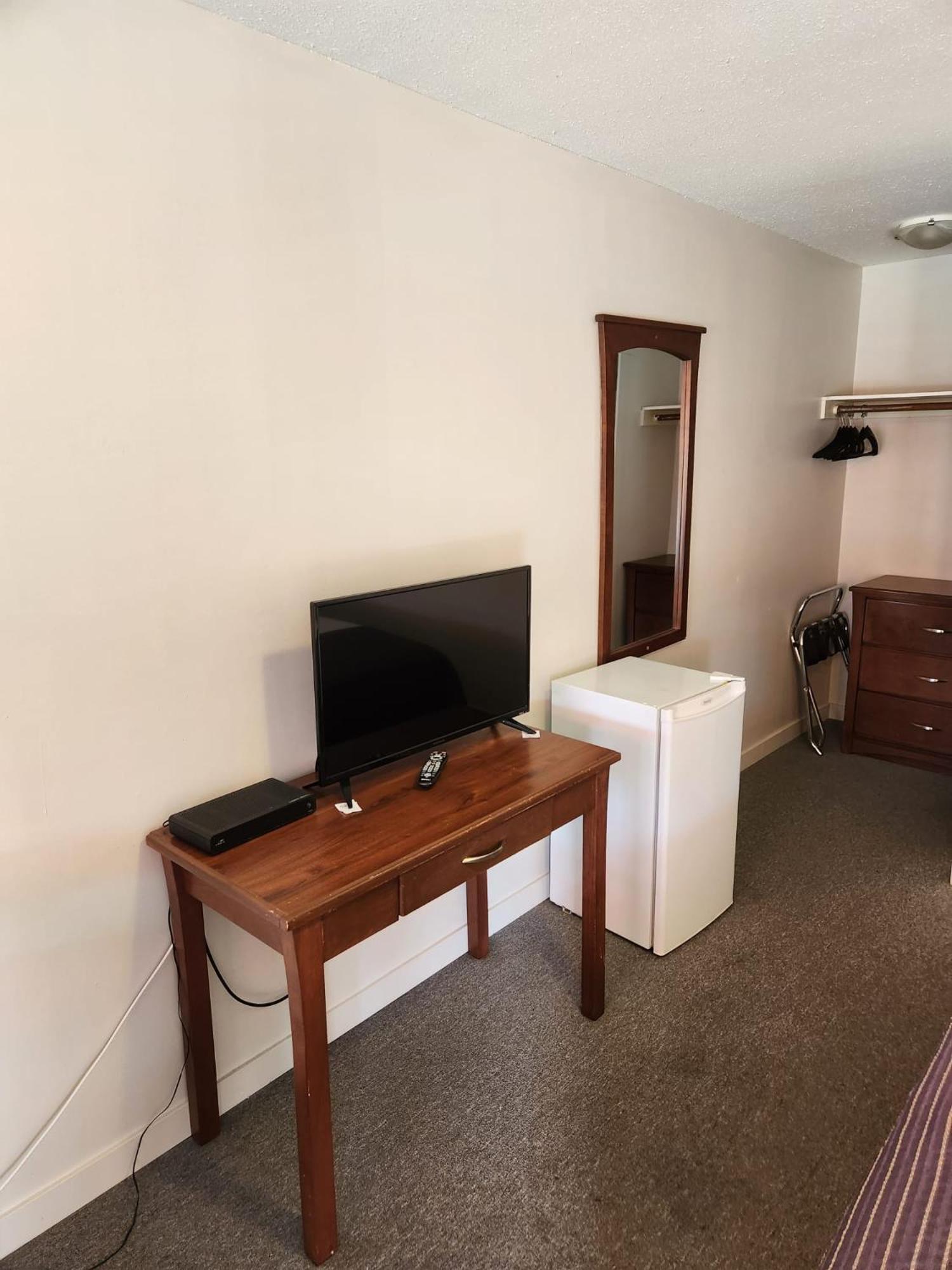 Grantview Inn Съри Екстериор снимка